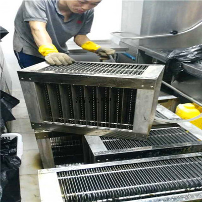 深圳油煙機難清洗不可怕，教你四招遠(yuǎn)離油煙煩惱！